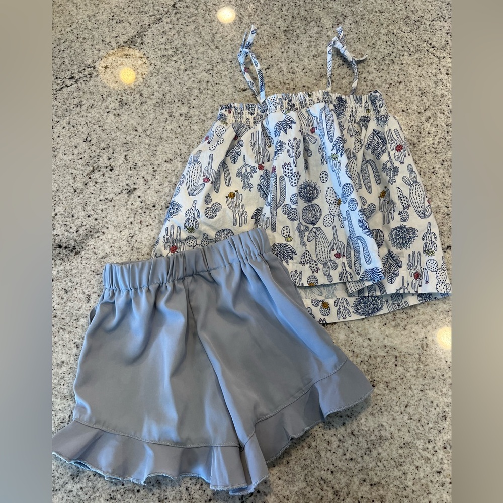 Bailey’s Blossoms Outfit 2T - Picture 6 of 6